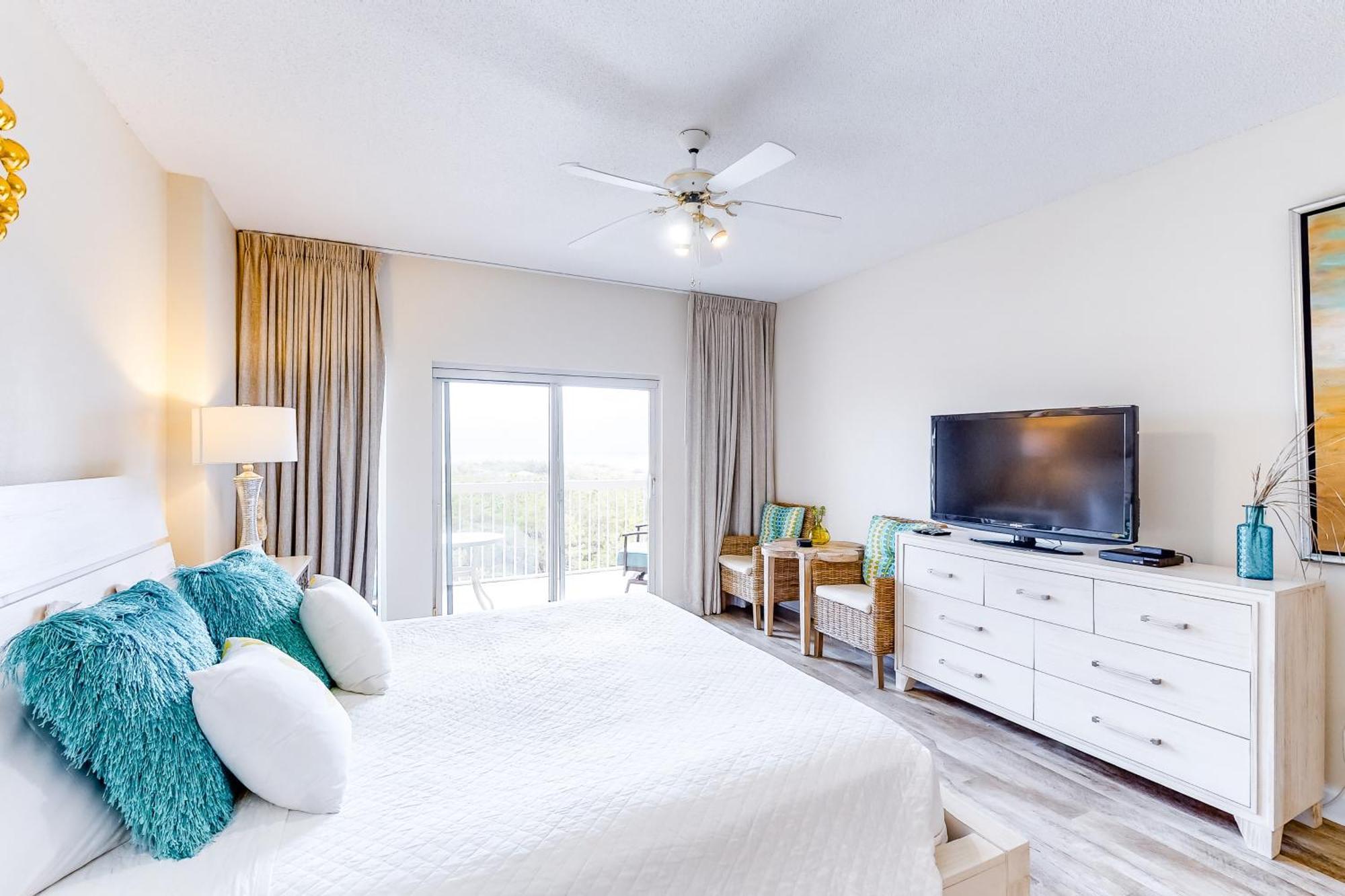 Tops'L Summit IV Destin Room photo